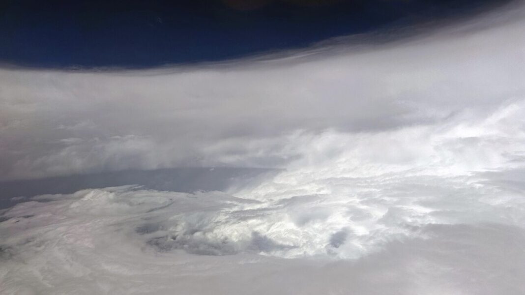 Μεξικό – Τυφώνας Ότις: Με ανέμους 230 χιλιόμετρα την ώρα απειλεί το Ακαπούλκο