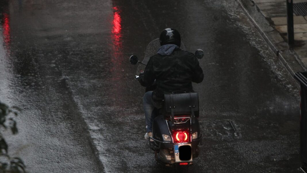 Επικαιροποίηση του εκτάκτου δελτίου επιδείνωσης καιρού – Κεραυνοί, χαλάζι, καταιγίδες