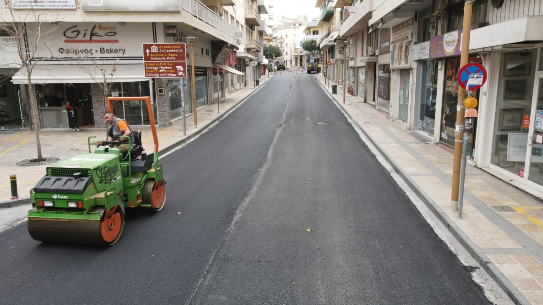 Ασφαλτοστρώσεις δρόμων στην 2η κοινότητα του Δήμου Ηρακλείου