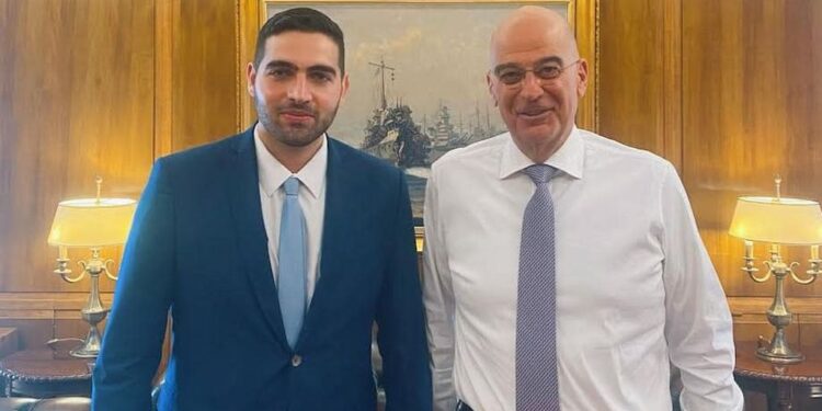 Συνάντηση του Κωνσταντίνου Κεφαλογιάννη με τον Υπουργό Εθνικής Άμυνας κ. Νίκο Δένδια