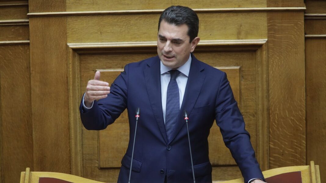 Σκρέκας: Οι εταιρείες που τους επιβλήθηκαν πρόστιμα οφείλουν να φέρουν διορθωμένους τιμοκαταλόγους