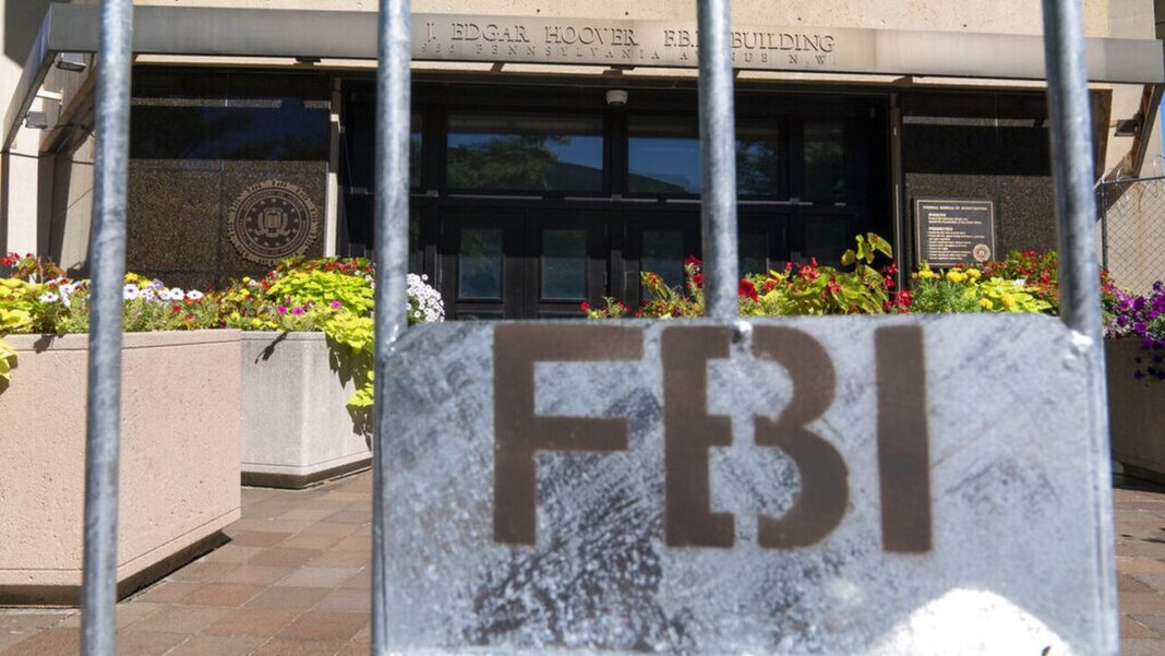 Πράκτορες του FBI προχώρησαν στην κατάσχεση τηλεφώνων του δημάρχου της Νέας Υόρκης