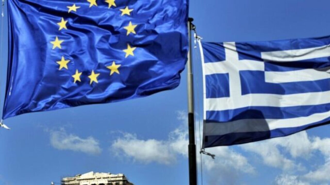 Κομισιόν: Τα σενάρια για την πορεία του ελληνικού χρέους, σύμφωνα με την έκθεση βιωσιμότητας [γραφήματα]