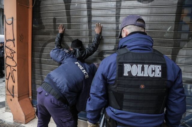 Συνελήφθησαν και απελάθηκαν 62 αλλοδαποί για εγκληματική δράση