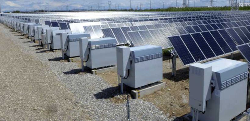 Ενεργοποιείται το σχέδιο του ΥΠΕΝ για διαγωνισμούς ώριμων φωτοβολταϊκών με μπαταρίες – Έως τον Φεβρουάριο η 1η δημοπρασία για 200-300 MW