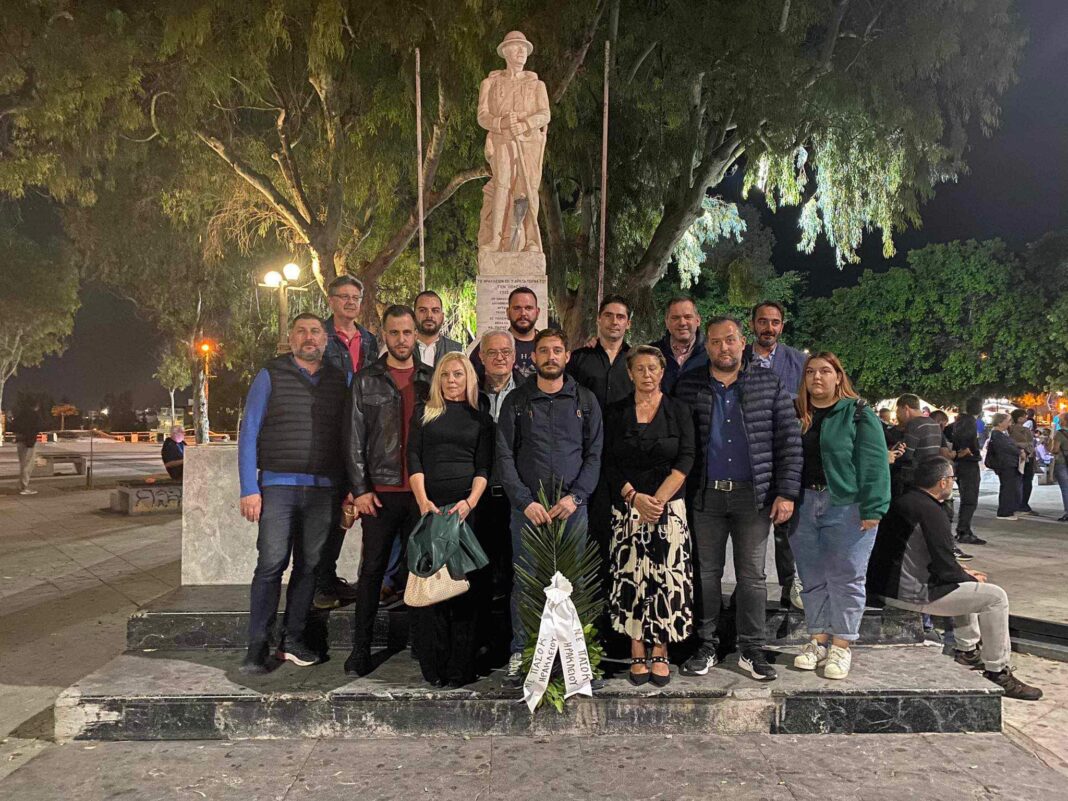 Η Νομαρχιακή Επιτροπή Ηρακλείου του ΠΑΣΟΚ στην εκδήλωση μνήμης για την 50η επέτειο του Πολυτεχνείου
