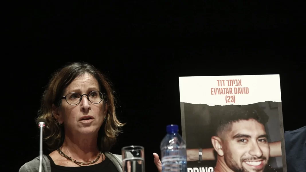 Πόλεμος στο Ισραήλ: Συγκλόνισαν μητέρες ομήρων της Χαμάς που βρέθηκαν στην Αθήνα