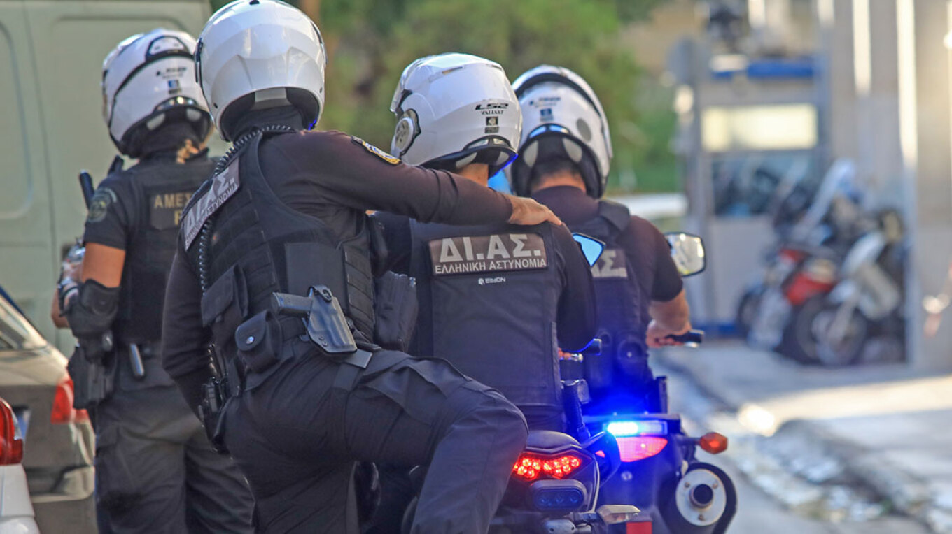 Προφυλακιστέος ο άνδρας που πυροβόλησε 29χρονο επειδή πίστευε ότι είχε σχέση με την πρώην του
