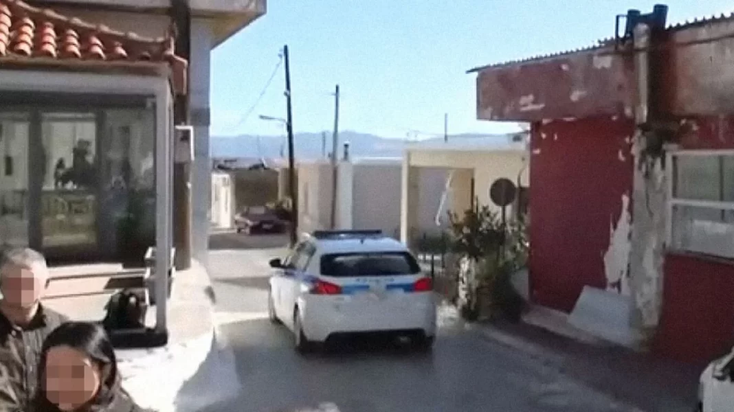 O πυροβολισμός που σκότωσε τον 17χρονο Ρομά ήταν εξ επαφής λέει ο Κούγιας που έχει αναλάβει τον αστυνομικό