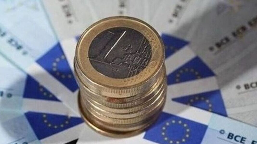 Αυξήσεις στους μισθούς, τριετίες, νέος ΦΠΑ στην εστίαση: Όσα θα δούμε από το 2024