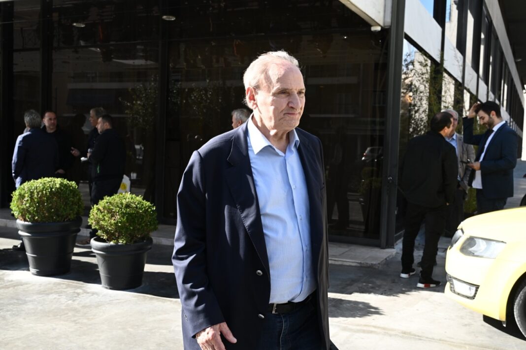 Στέφανος Τζουμάκας μετά την αποχώρηση του από τον ΣΥΡΙΖΑ: Θα έχει κλείσει τον κύκλο του ως τις Ευρωεκλογές