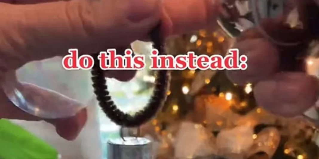 Βίντεο δείχνει ότι στολίζατε λάθος το χριστουγεννιάτικο δέντρο ως τώρα -Ο σωστός τρόπος να κρεμάτε τις μπάλες