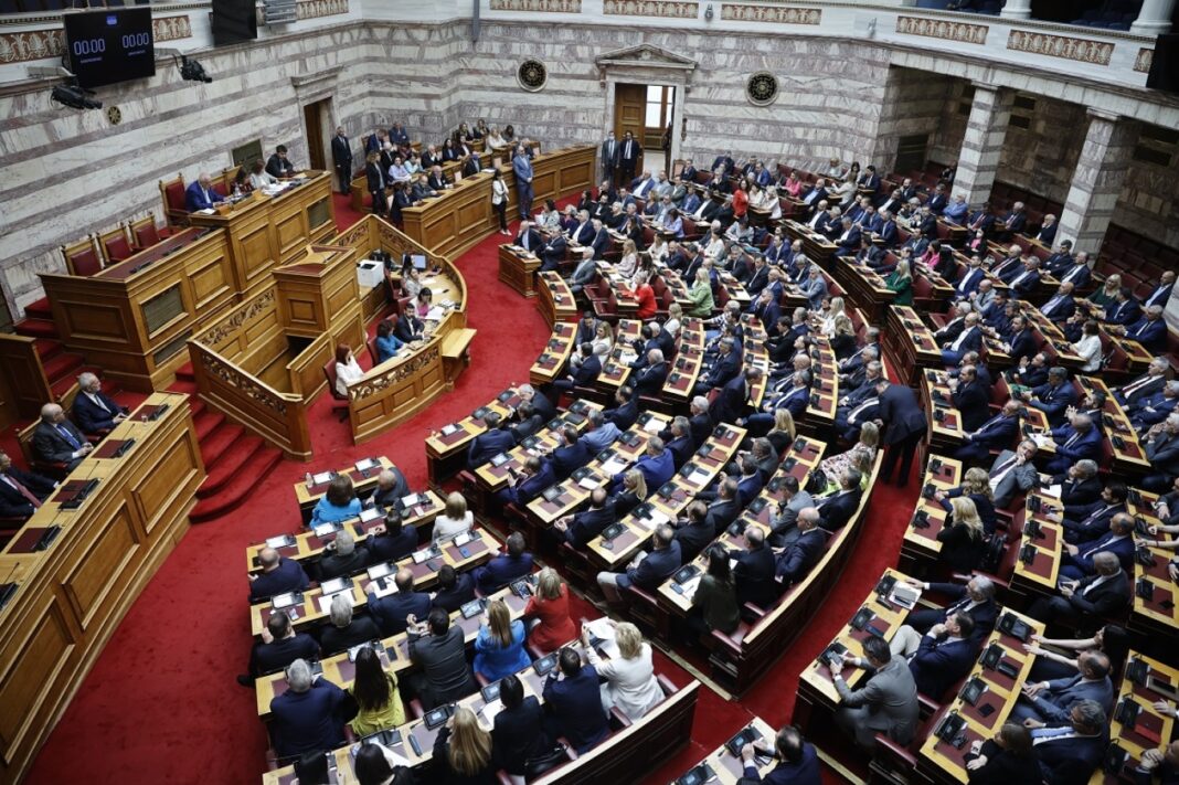 Βουλή: Υπερψηφίστηκε επί της αρχής το σχέδιο «Ηρακλής III» για τα «κόκκινα» δάνεια