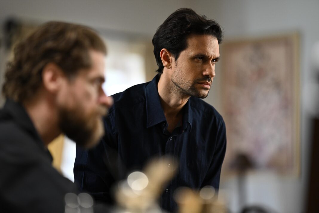 Σασμός: Ο Αστέρης αποκηρύσσει την οικογένειά του