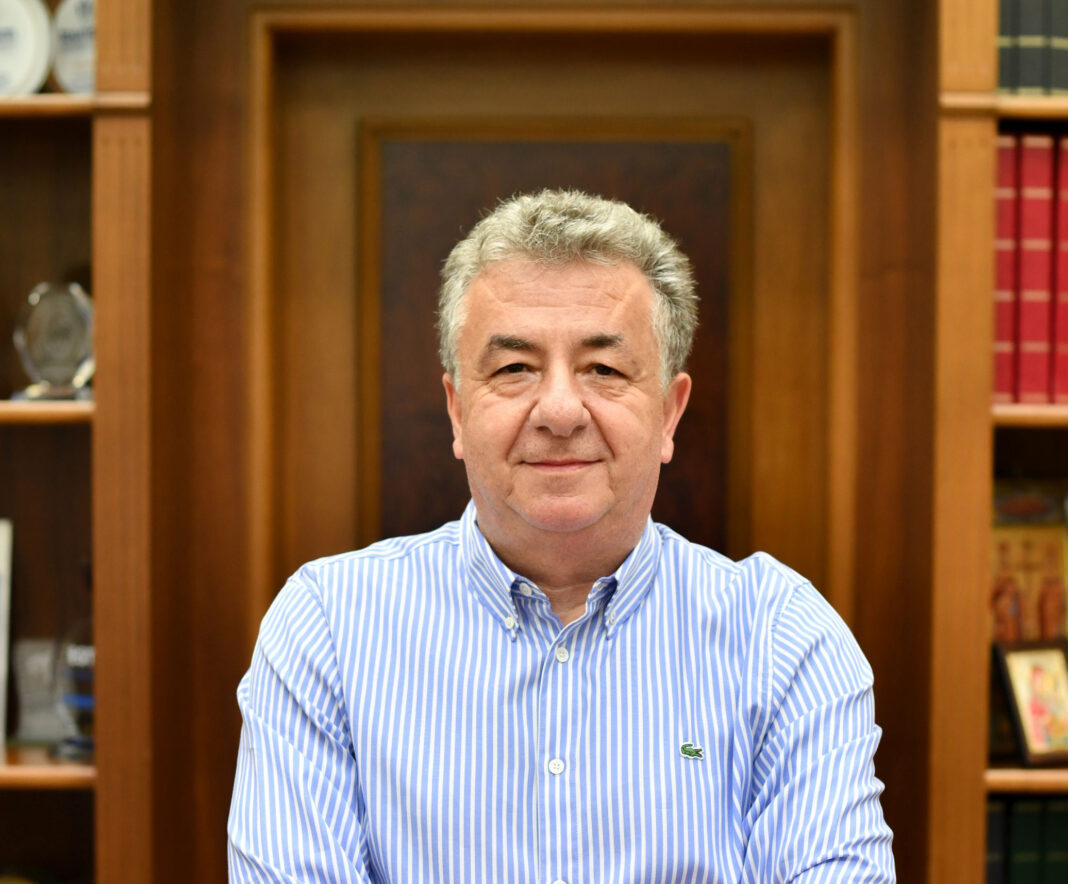 Σταύρος Αρναουτάκης: «Διαχρονικά και επίκαιρα παραμένουν τα μηνύματα της εξέγερσης του Πολυτεχνείου»