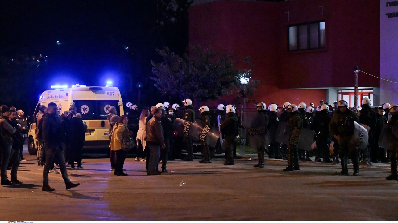 Ρέντη: «Κάντε ό,τι μπορείτε να σωθεί το παιδί μου» – Δραματική έκκληση του πατέρα του Αστυνομικού