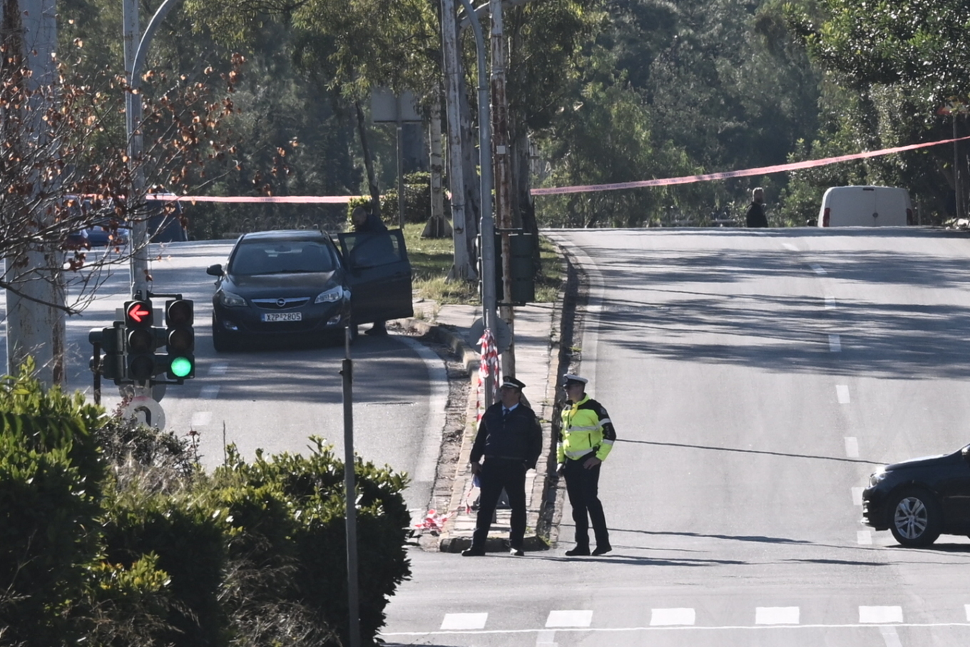 «Συναγερμός» για το ύφος της ανάληψης ευθύνης και το υλικό της βόμβας στα ΜΑΤ - Τι ανησυχεί την ΕΛΑΣ
