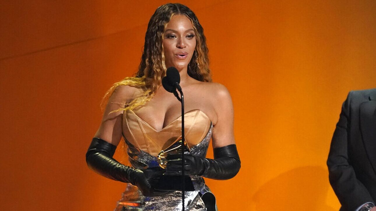 Beyoncé: Στις φλόγες το πατρικό της στο Χιούστον, ανήμερα των Χριστουγέννων