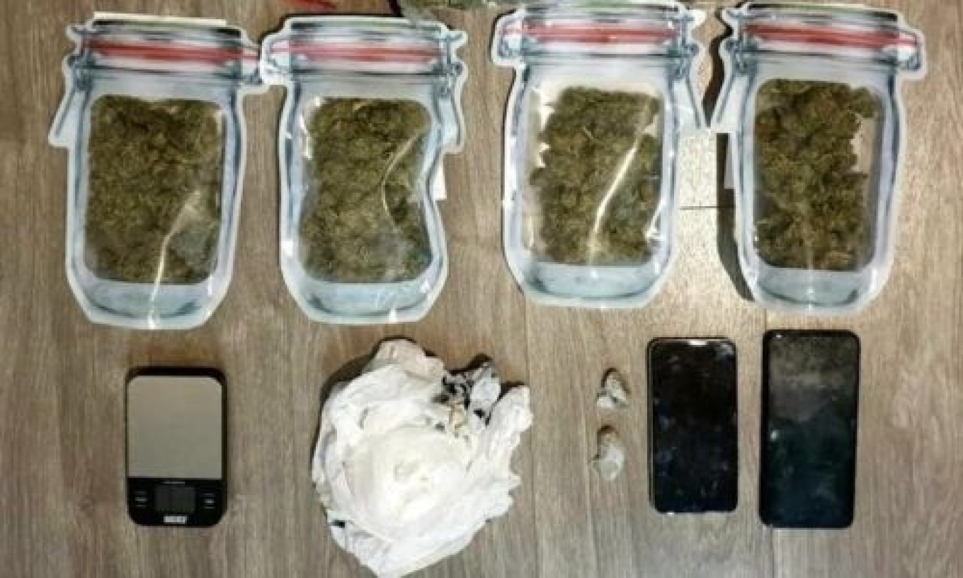 Δίδυμο συνελήφθη για διακίνηση κοκαΐνης και κάνναβης