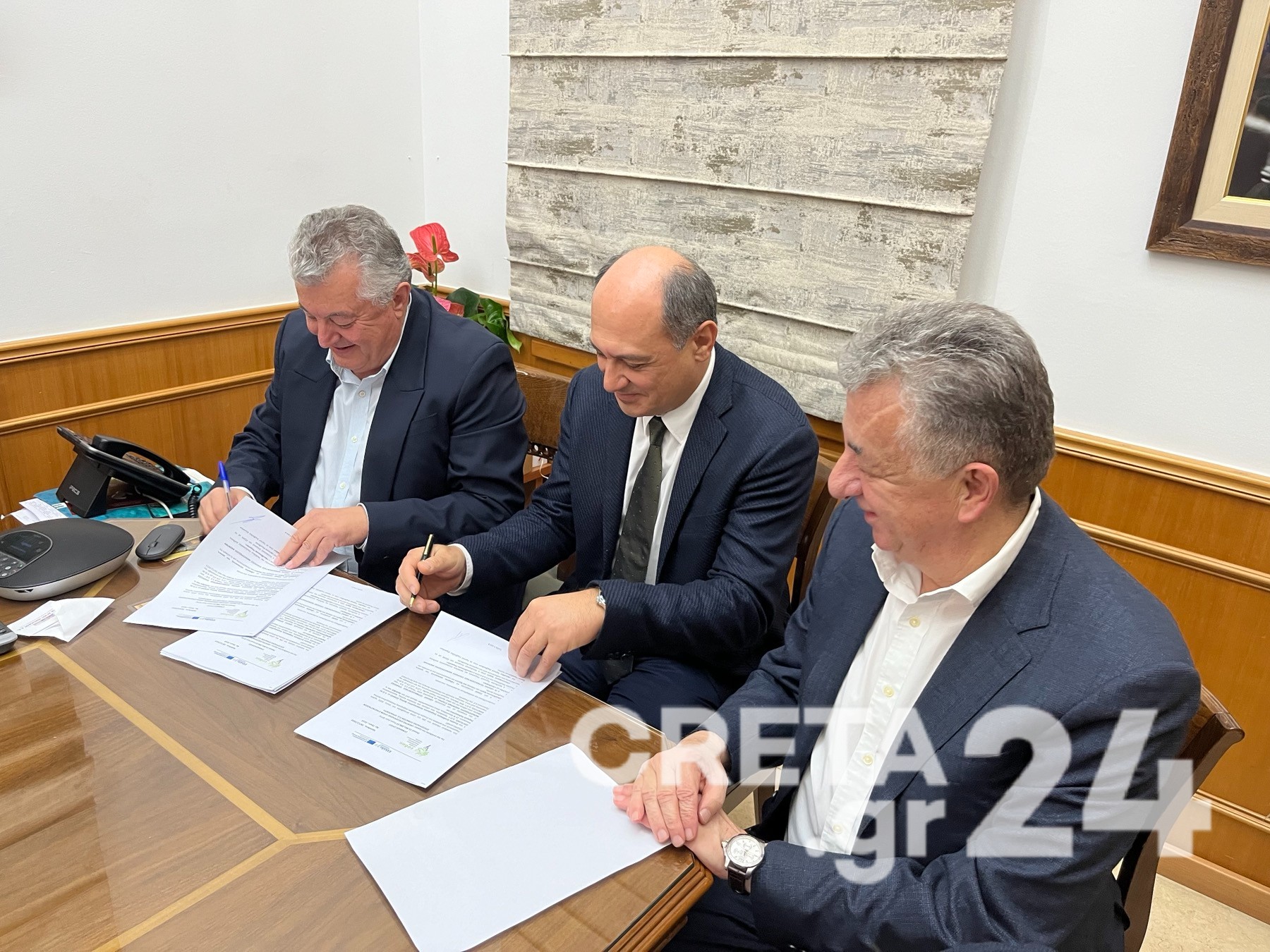 Υπεγράφη η σύμβαση για το Κέντρο επεξεργασίας λυματολάσπης
