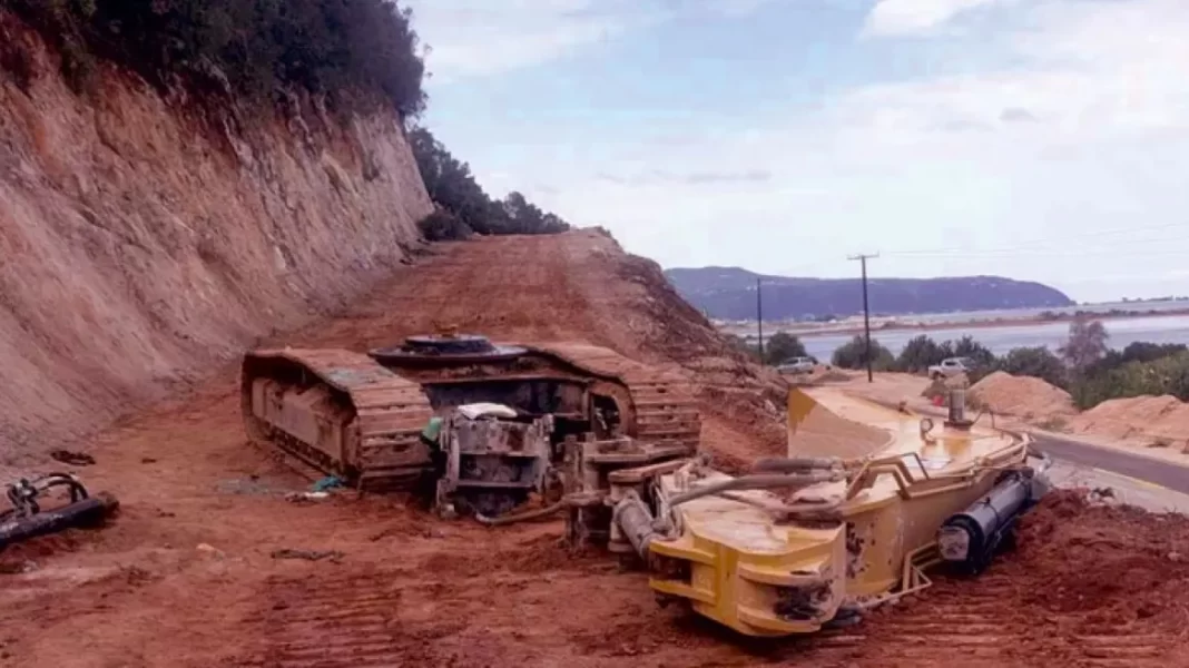 Έκλεβαν βαριά μηχανήματα και τα πωλούσαν στην Αλβανία