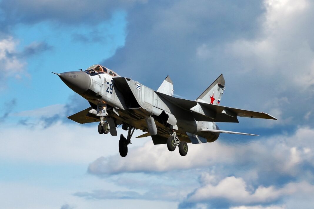 Πόλεμος στην Ουκρανία: Ρωσικά MiG 31 εξαπέλυσαν επιθέσεις με υπερηχητικούς πυραύλους Kinzhal στην περιφέρει Χμελνίτσκι