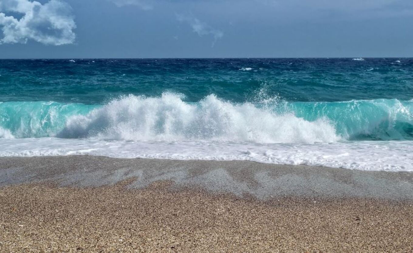Αυστραλία: Νεκρός 23χρονος - Έπεσε σε τρύπα και θάφτηκε στην άμμο