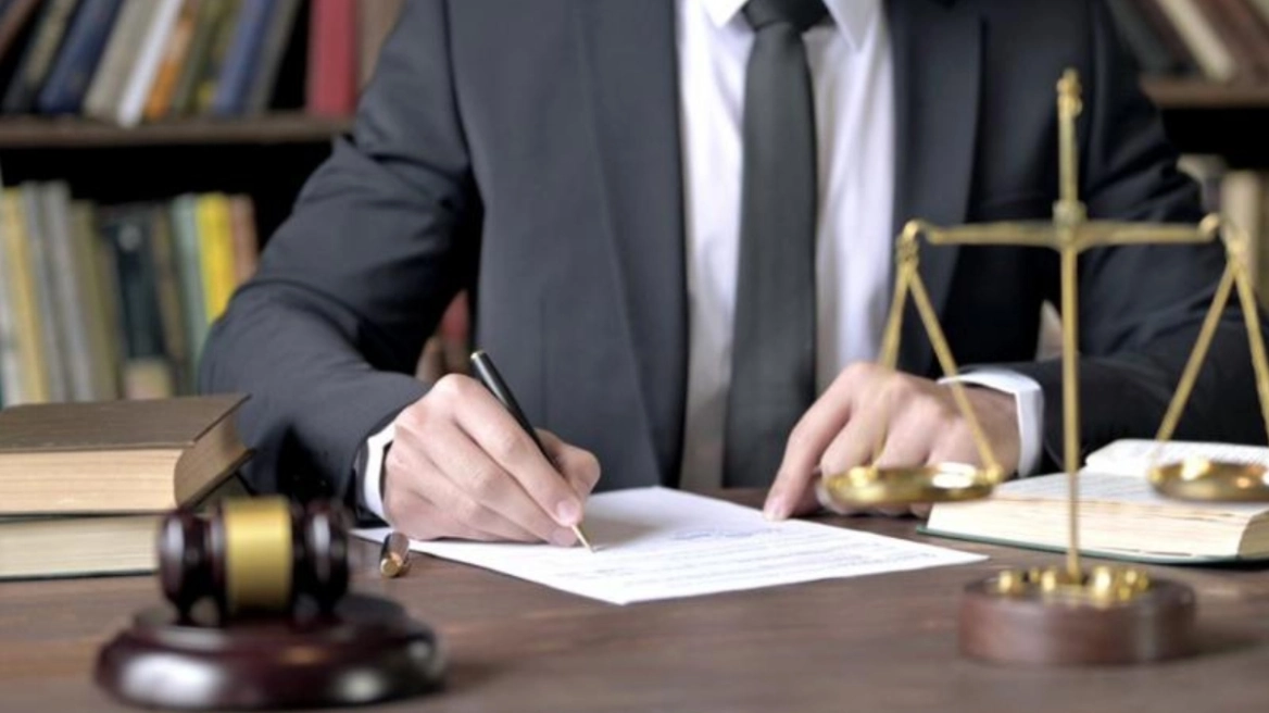 Με «στοχευμένη πανελλαδική απόχη» συνεχίζουν οι δικηγόροι έως και 5 Ιανουαρίου 2024