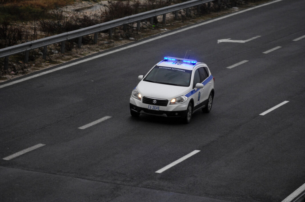 Καταδίωξη και σύλληψη για «νταή» οδηγό χωρίς δίπλωμα