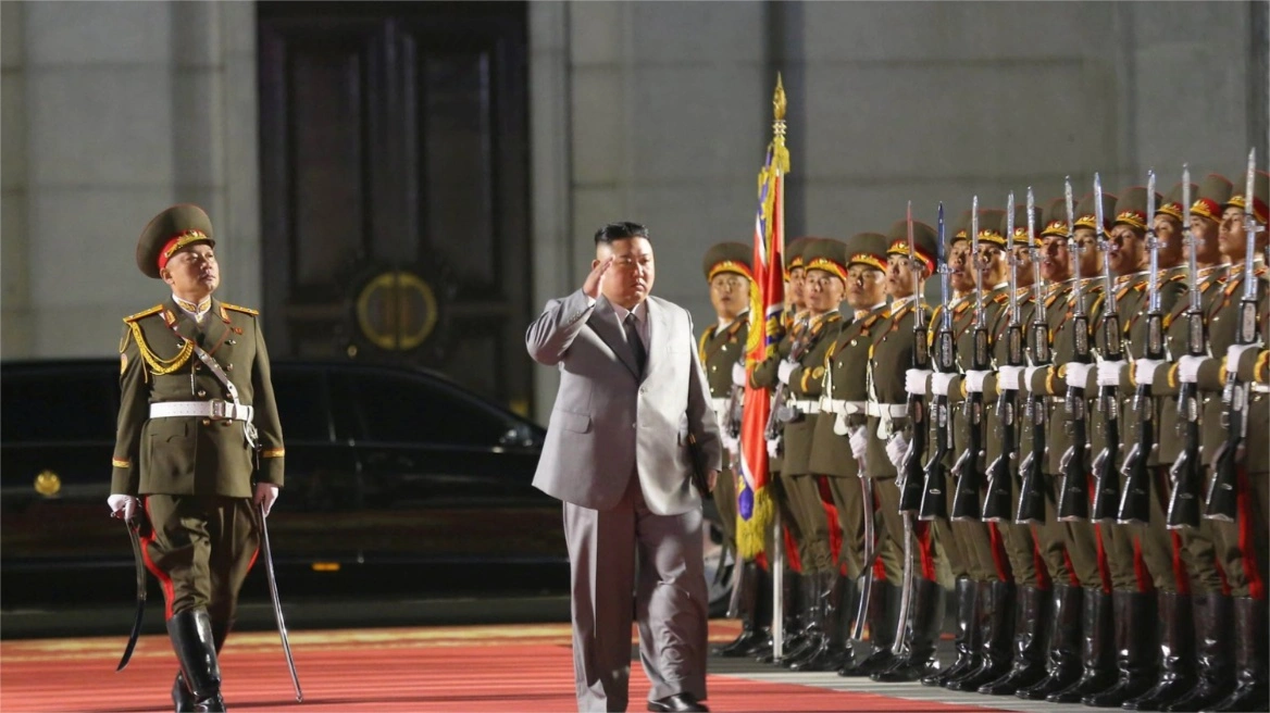 Κιμ Γιονγκ Ουν: Αποκλείει το ενδεχόμενο συμφιλίωσης ή ενοποίησης με τη Νότια Κορέα