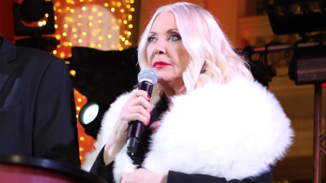 Ρούλα Κορομηλά: Η τρυφερή φωτογραφία με τη μητέρα της – «Σε κρατάω γερά» γράφει η παρουσιάστρια