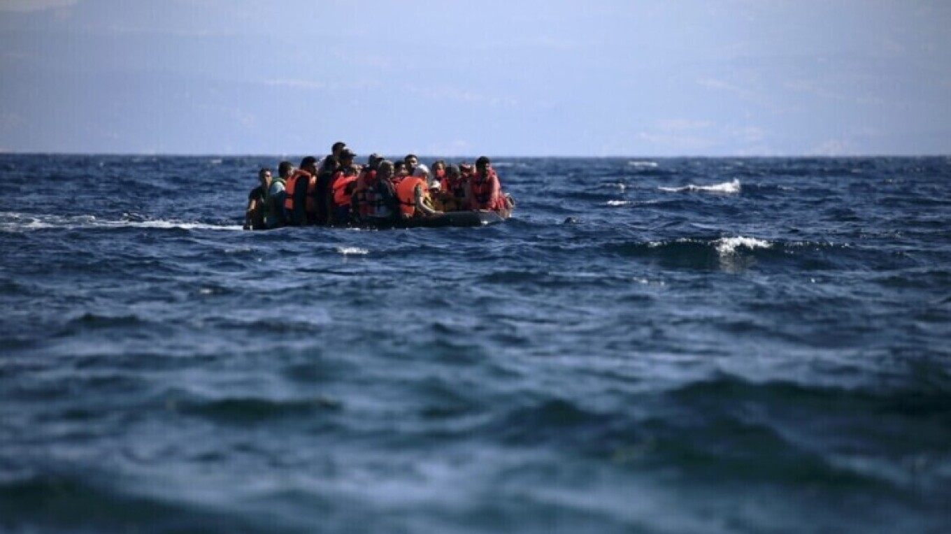 Τουλάχιστον 14 νεκροί μετανάστες από ανατροπή της λέμβου τους στα ανοικτά του Μαρόκου