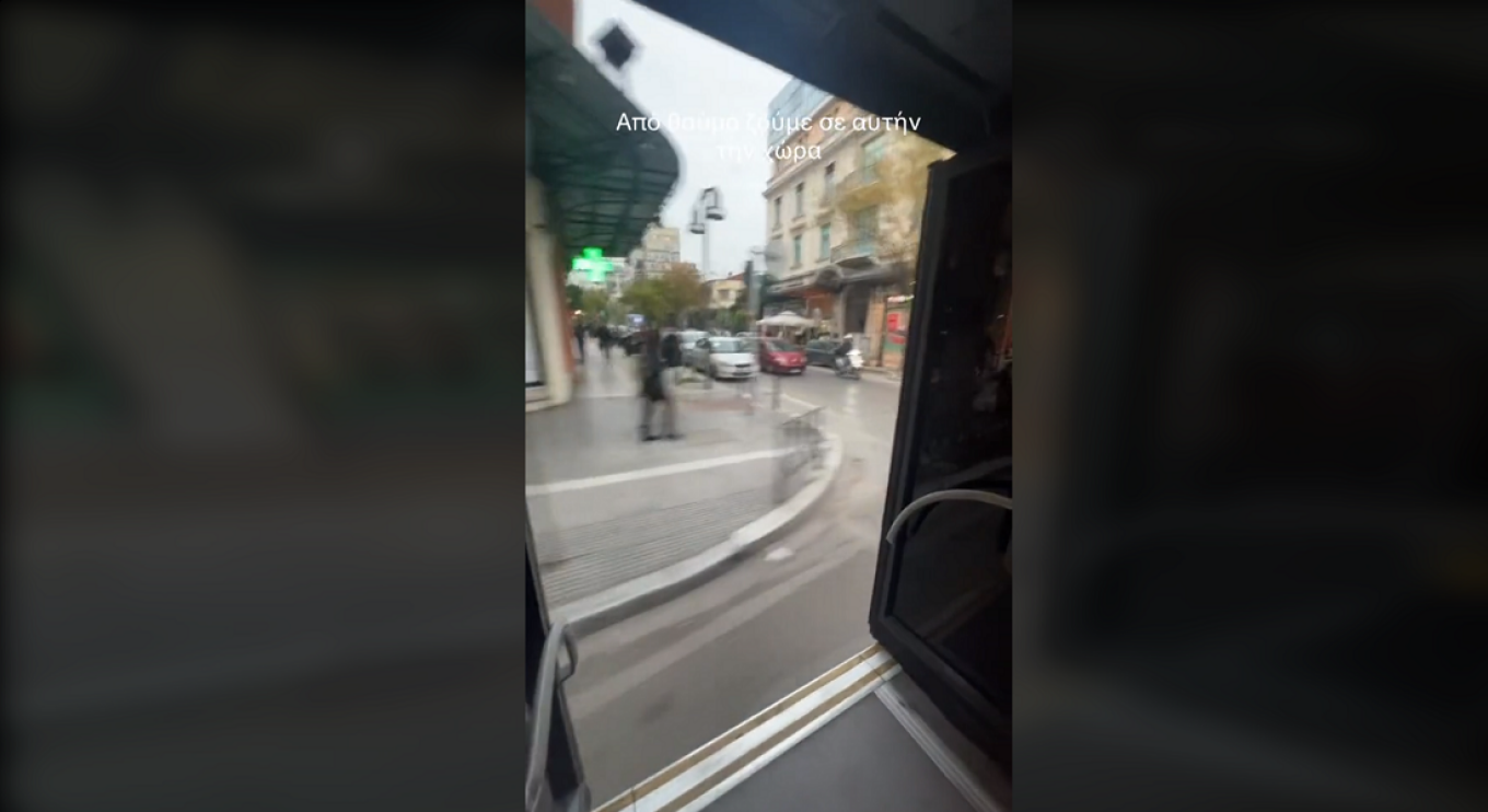 ΟΑΣΘ: Διερευνάται το περιστατικό με αστικό που κινείται με ανοιχτή πόρτα – Θα αποδοθούν τυχόν ευθύνες