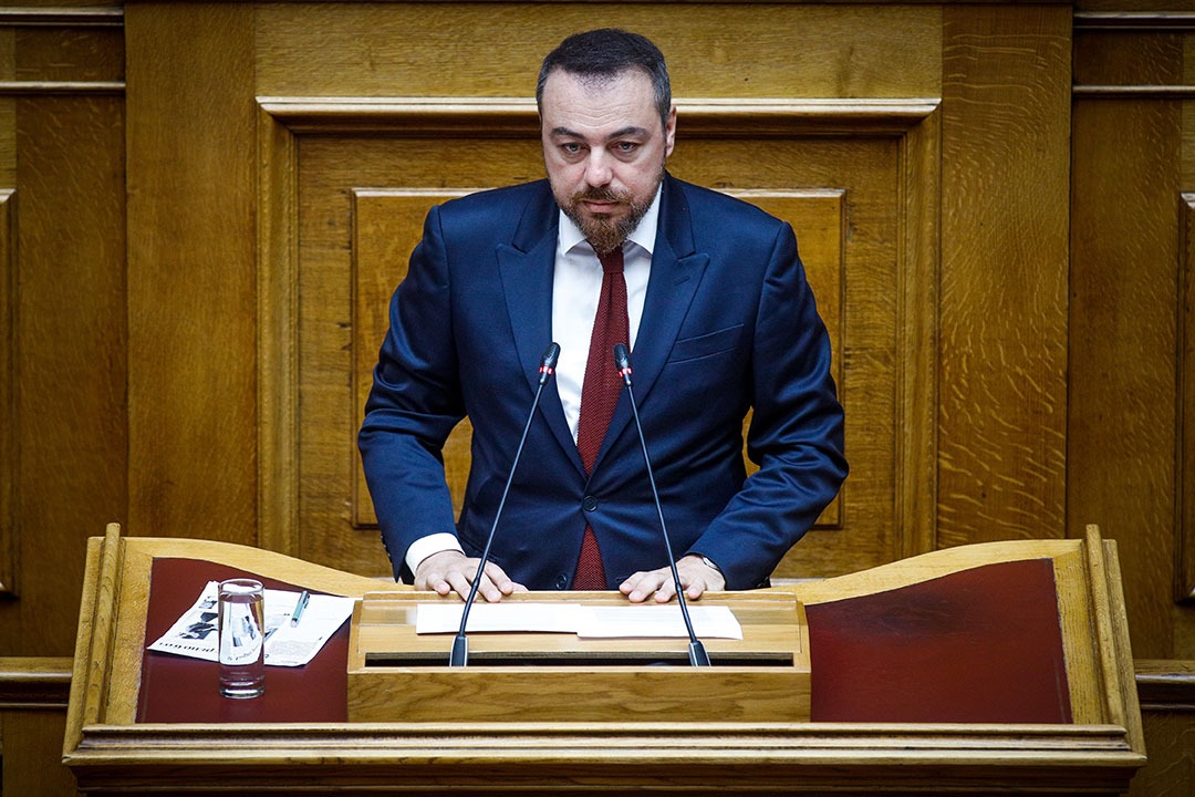 Φ. Παρασύρης: «Σοβαρά ζητήματα προς διευκρίνιση στην τροπολογία, με την οποία προσπαθείτε να διορθώσετε τη μετατροπή των οικοπέδων σε χωράφια»