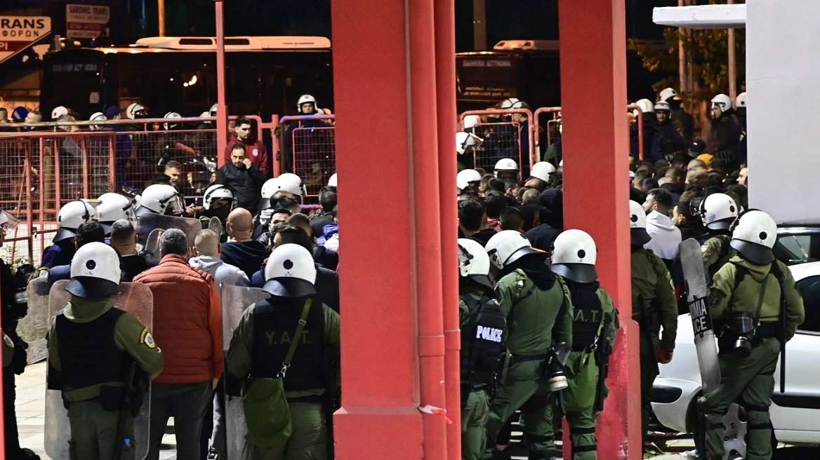 Ρέντης: Χειροπέδες για παλαιότερη υπόθεση σε έναν 31χρονο που ήταν μεταξύ των προσαχθέντων