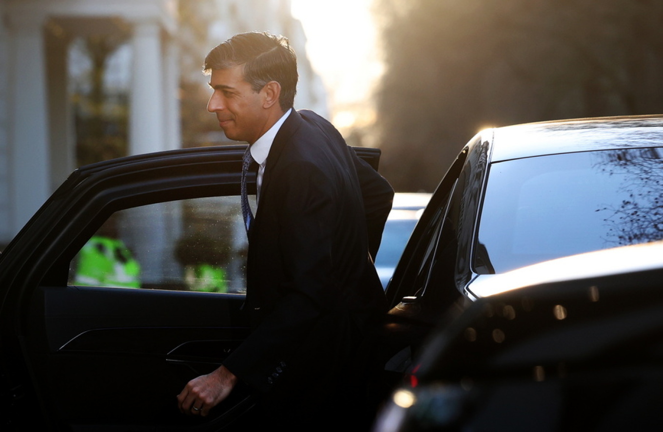 Βρετανία: Συγγνώμη από Σούνακ σε όσους έχασαν αγαπημένα πρόσωπα από την πανδημία