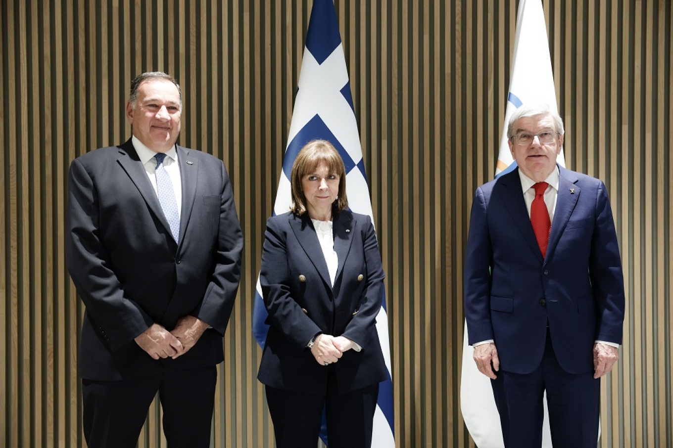 Σακελλαροπούλου: Στην έδρα της ΔΟΕ στη Λωζάνη - Συναντήθηκε με τον Τόμας Μπαχ