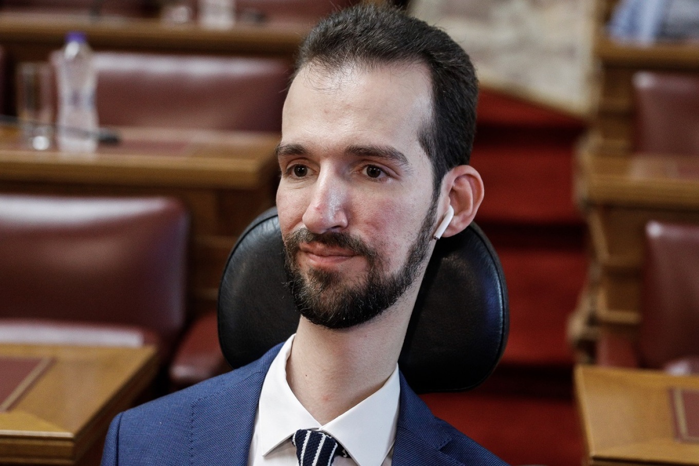 Κυμπουρόπουλος: Απροσπέλαστα τα σχολεία για τους ανάπηρους μαθητές τη δεκαετία του ’90