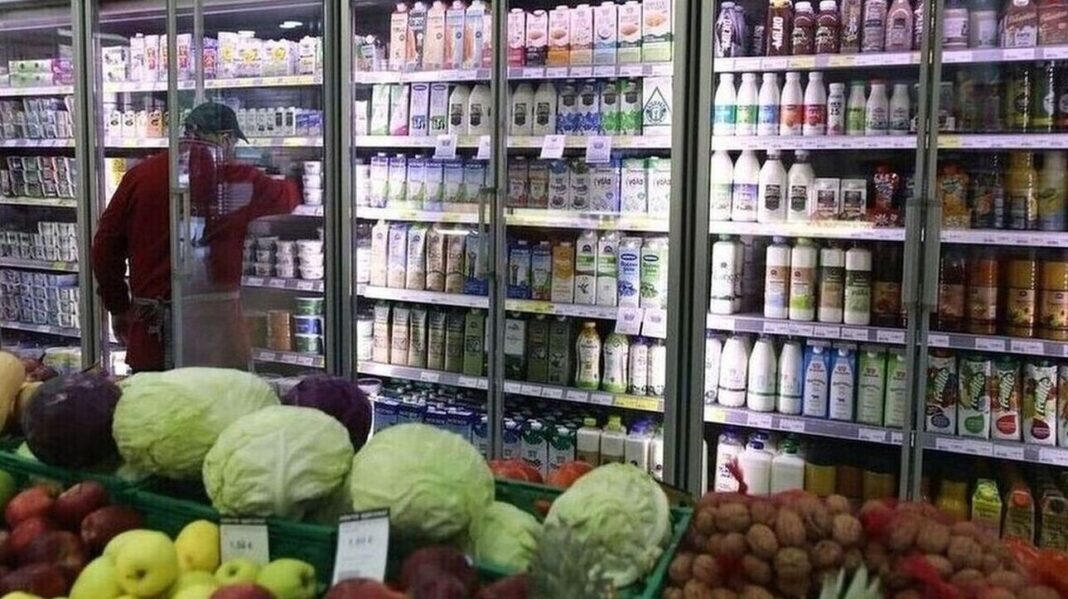 Σούπερ μάρκετ: Ανατιμήσεις αλλά με μικρότερο ρυθμό «βλέπουν» για το 2024