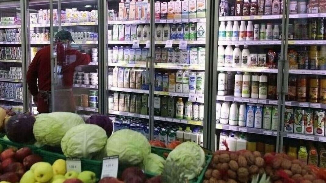 Ακρίβεια: Τι θα ισχύσει για τις τιμές των τροφίμων τη νέα χρονιά