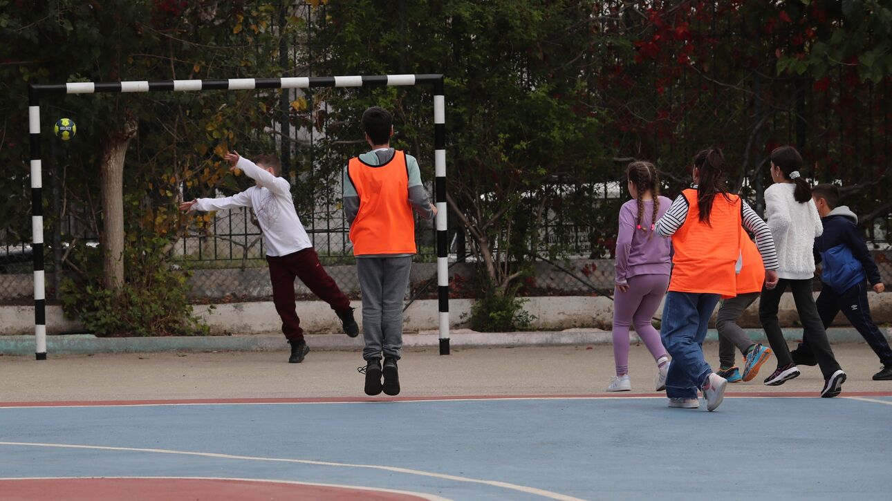 Αντίστροφη μέτρηση για τις διακοπές των Χριστουγέννων – Πότε κλείνουν τα σχολεία