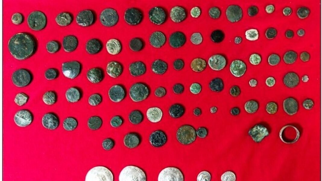 Συνέλαβαν 63χρονο για αρχαιοκαπηλία στο αεροδρόμιο