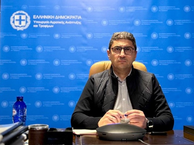 Τηλεδιάσκεψη Αυγενάκη - Αρναουτάκη – Καλοκαιρινού για τα εγγειοβελτιωτικά έργα της πόλης του Ηρακλείου και τον Ενιαίο Φορέα Διαχείρισης Υδάτων Κρήτης