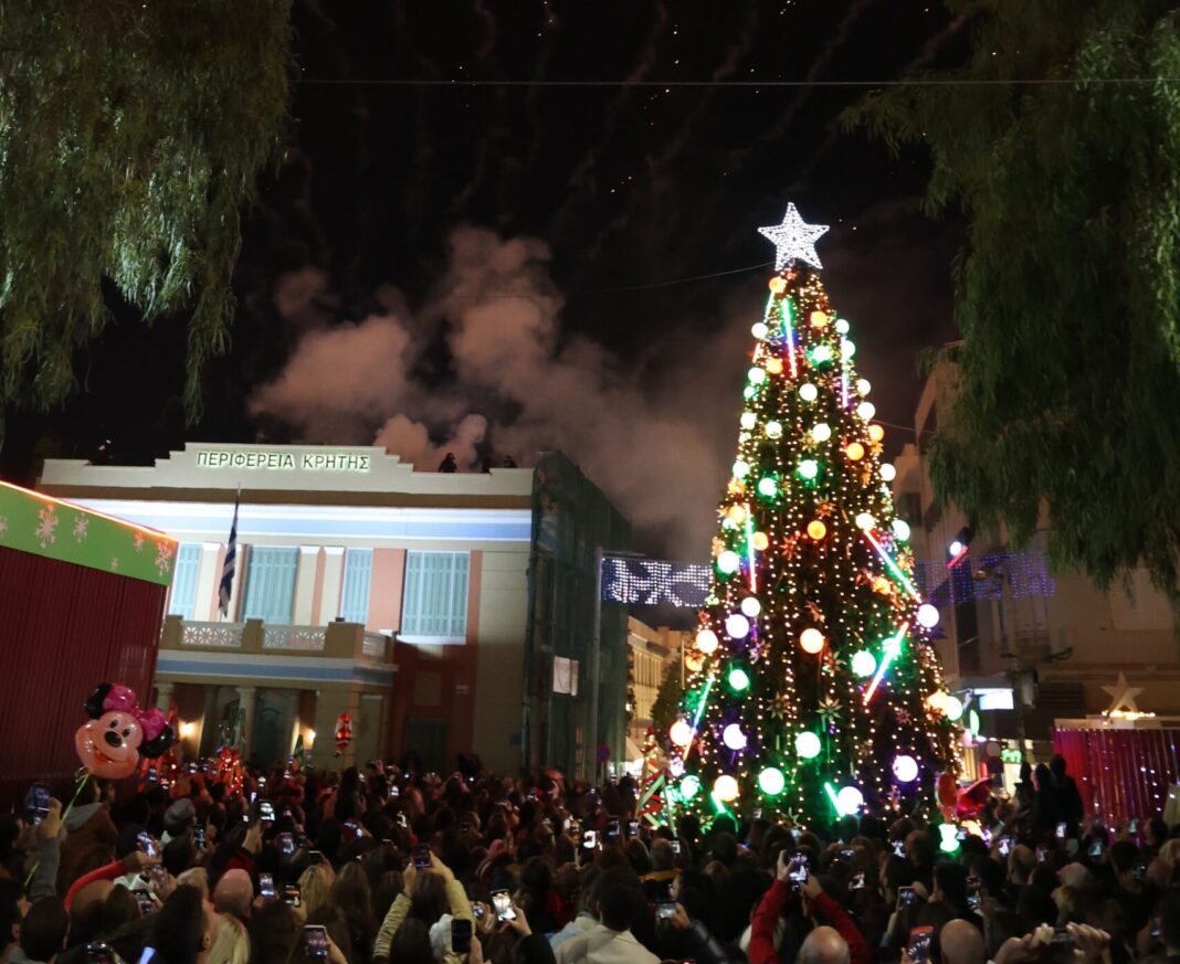 Hράκλειο: Απόψε με συναυλία της Παυλίνας Βουλγαράκη η φωταγώγηση του χριστουγεννιάτικου δέντρου