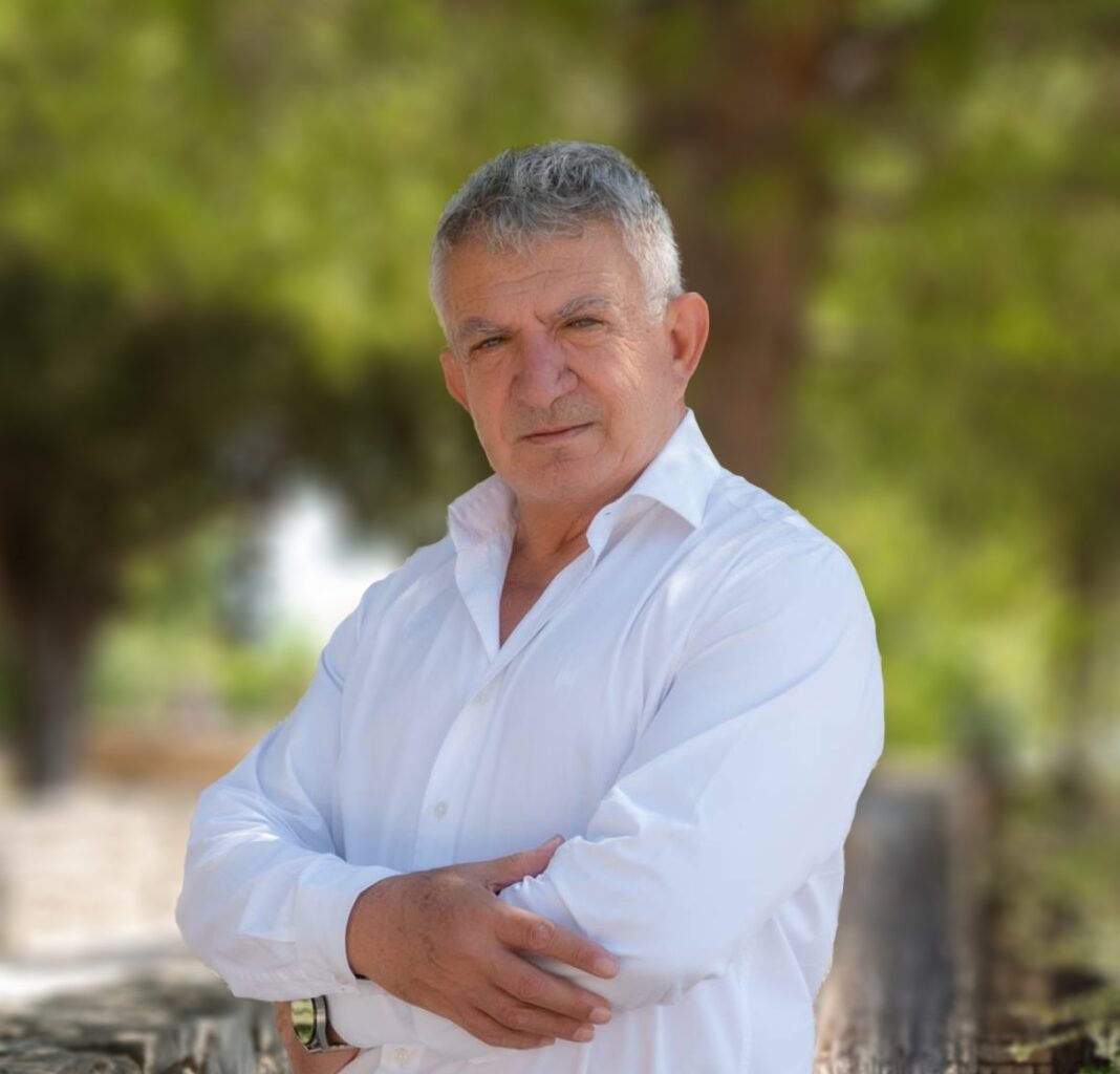 Οι Χριστουγεννιάτικες ευχές του Δημάρχου Φαιστού Γρηγόρη Νικολιδάκη