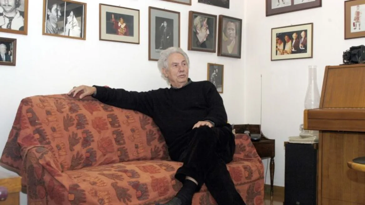 Σήμερα η κηδεία του Γιώργου Μιχαλακόπουλου στο Α’ Νεκροταφείο Αθηνών