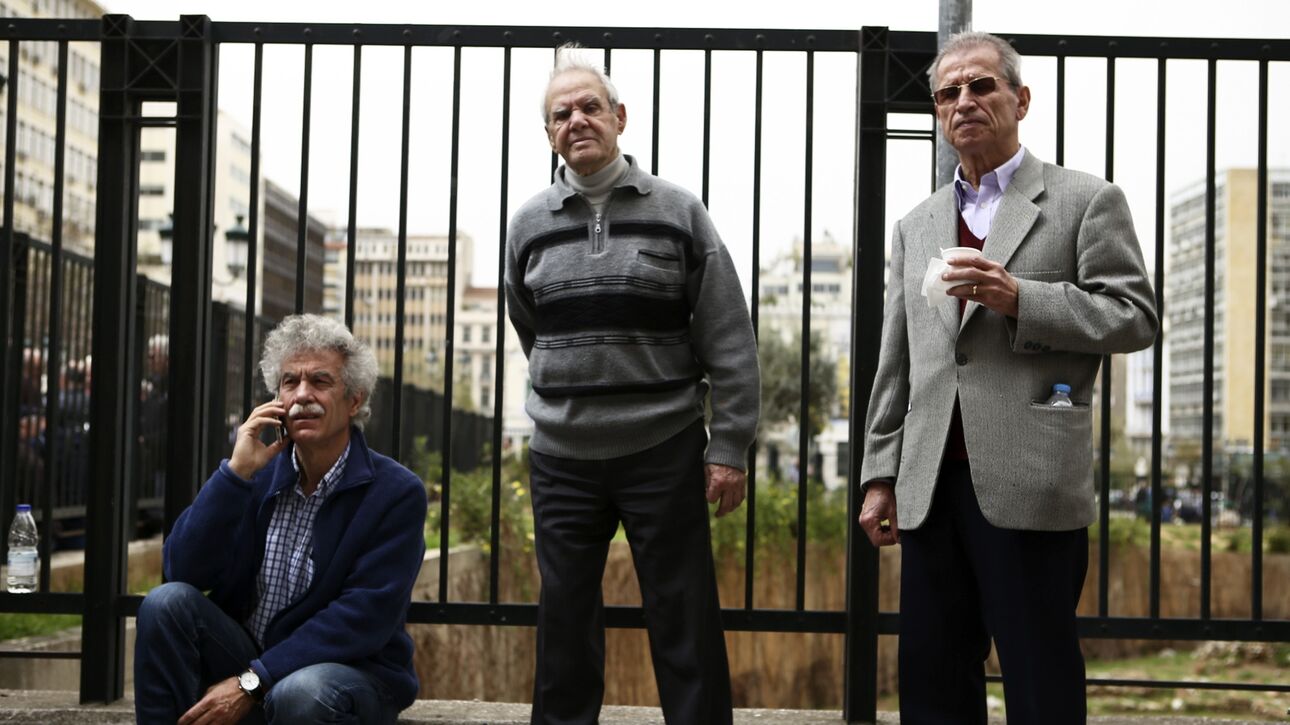 Μία μέρα νωρίτερα θα καταβληθούν οι συντάξεις Φεβρουαρίου