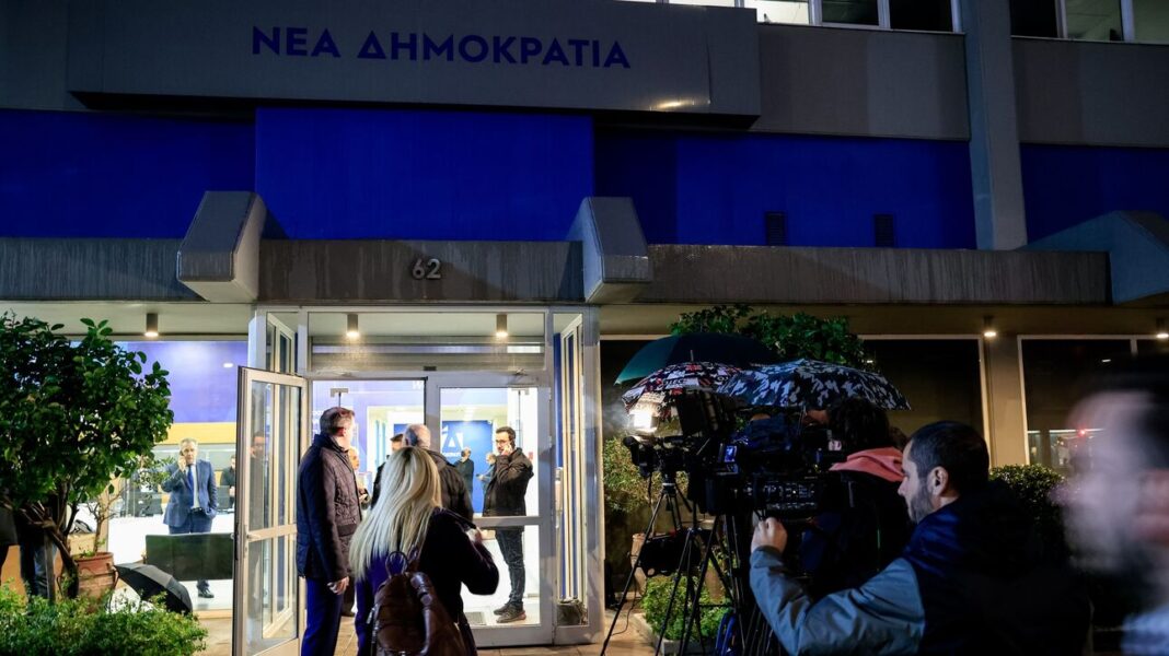 «Φροντιστηρίων» συνέχεια στη ΝΔ για τα ομόφυλα ζευγάρια: Ποιοι διαφώνησαν – Ποιοι στηρίζουν