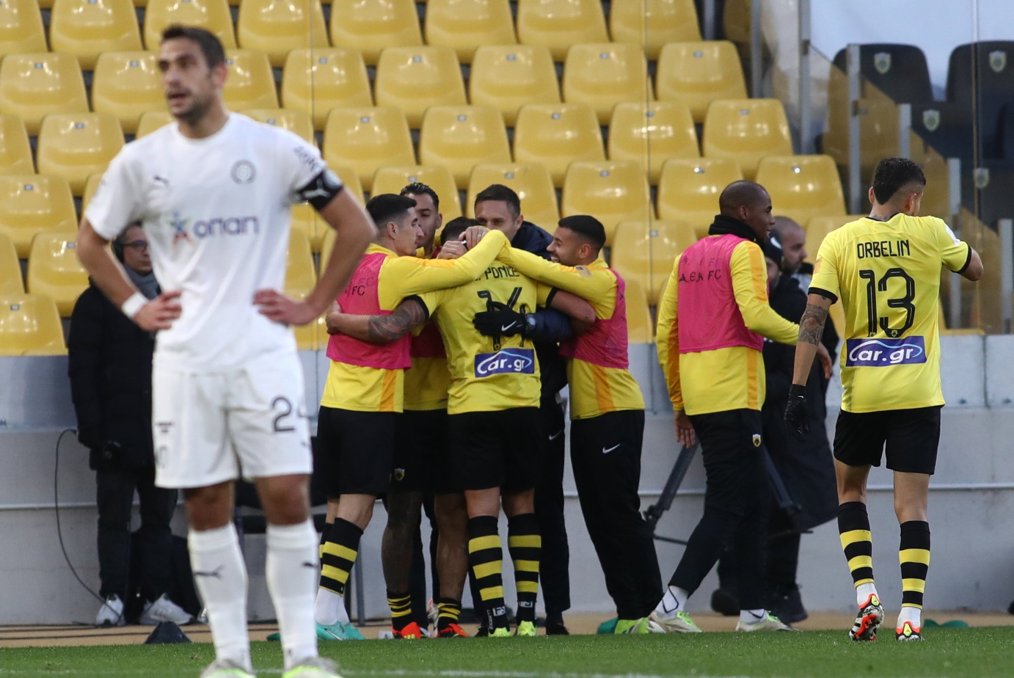 ΑΕΚ-ΟΦΗ 3-0: Μεγάλα λάθη και ήττα