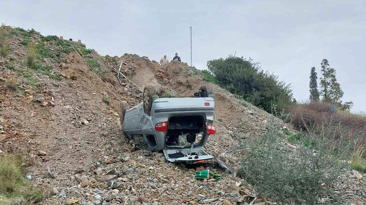 Τροχαίο με αυτοκίνητο που έφυγε από το δρόμο – Νεκρός ο 77χρονος οδηγός